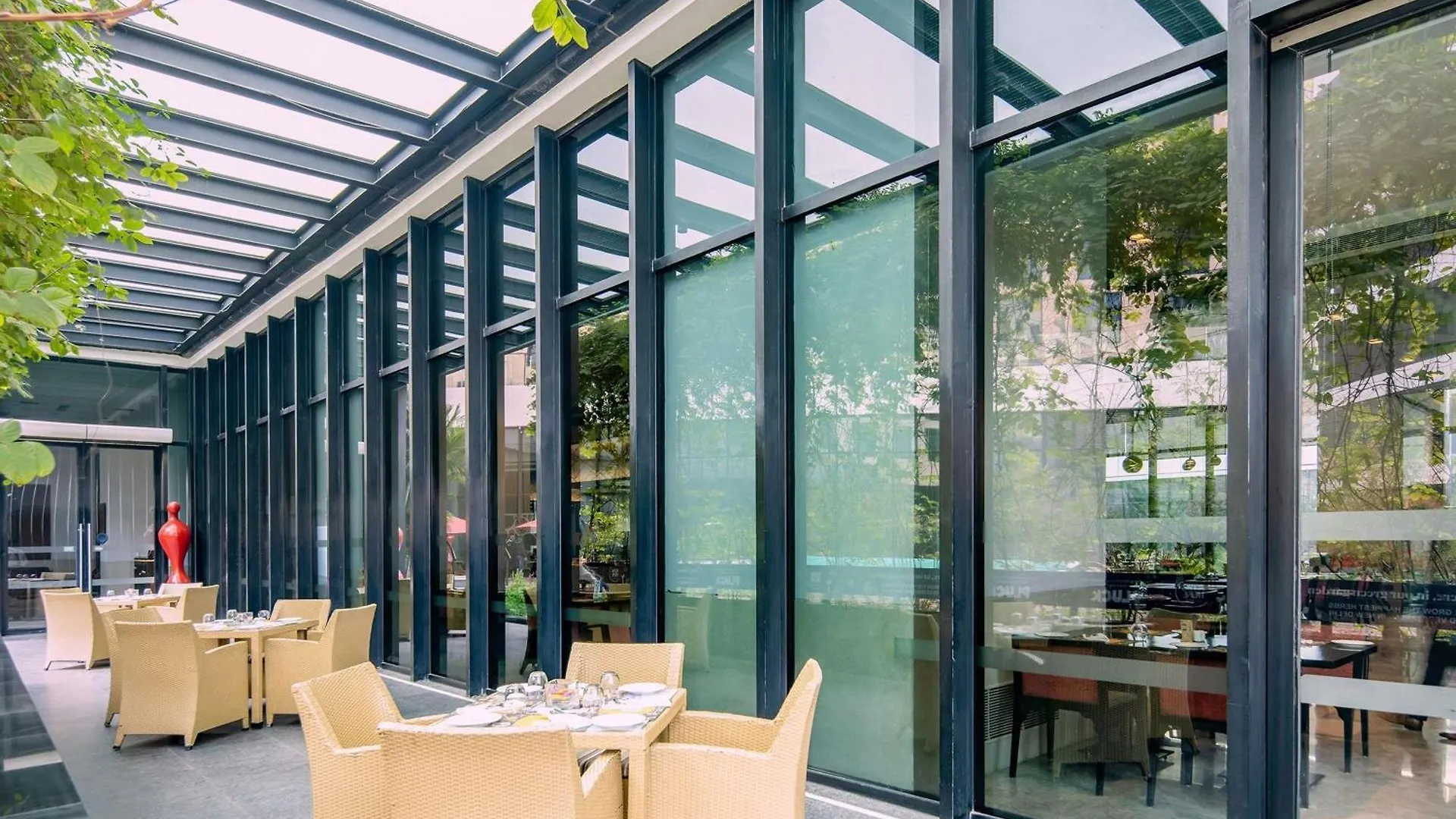 ***** Hotel Novotel New Delhi Aerocity Indie